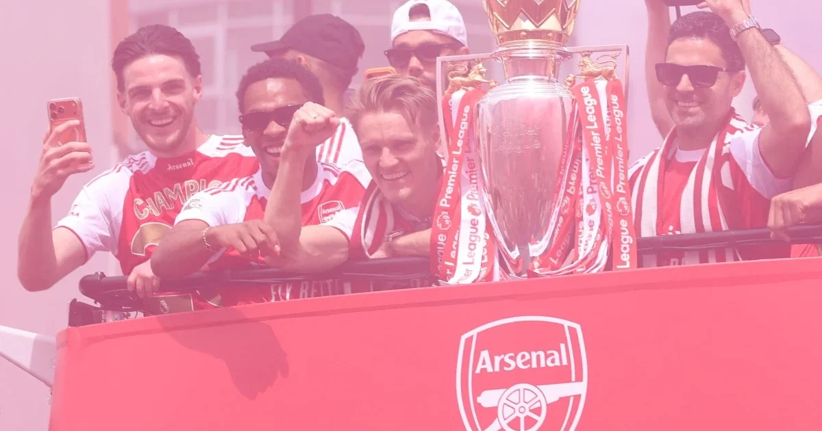 Arsenal Fans Celebrate EPL Title with Bus Parade
