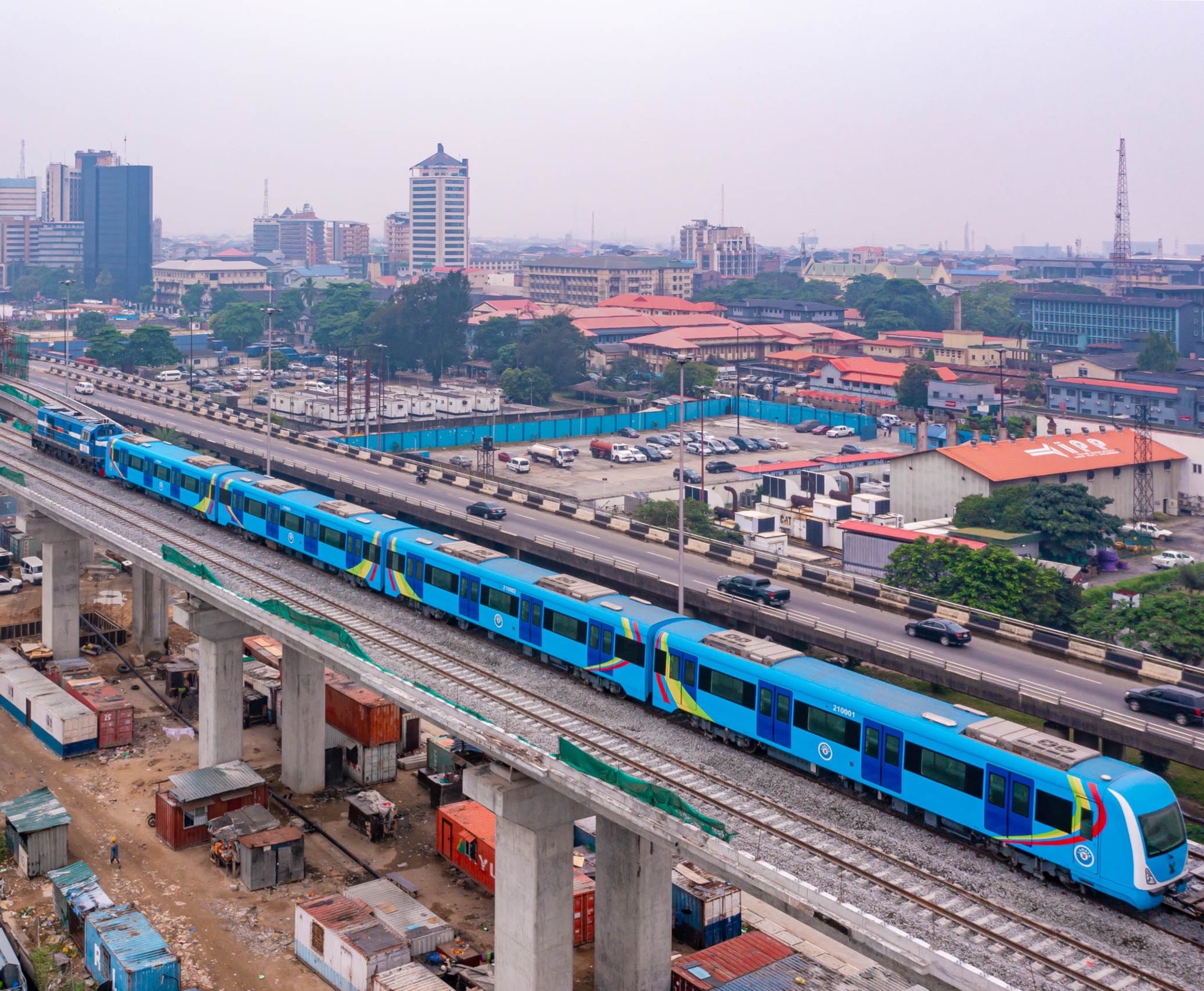 Lagos Increases Blue Line Trips to 94 and Starts Operations Earlier