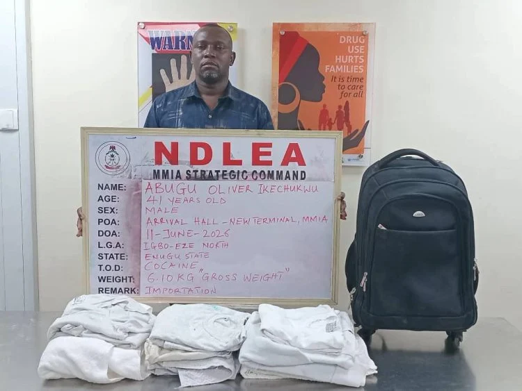 Businessman from Brazil caught with cocaine in shirts and towels