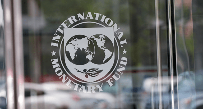 IMF warns that using stablecoins may weaken Naira