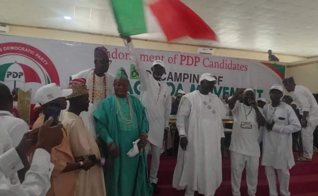 Ogun APC Leader Joins PDP, Supports Adebutu for Governor