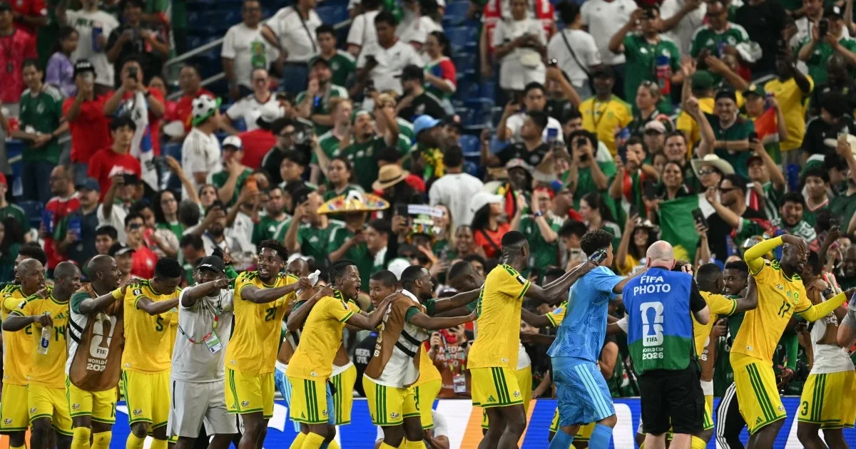 South Africa makes World Cup history with 1-0 win over South Korea
