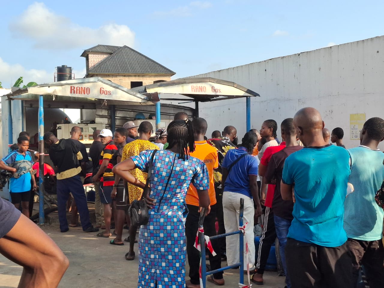 Cooking Gas Prices Rise, Hitting Nigerian Families Hard