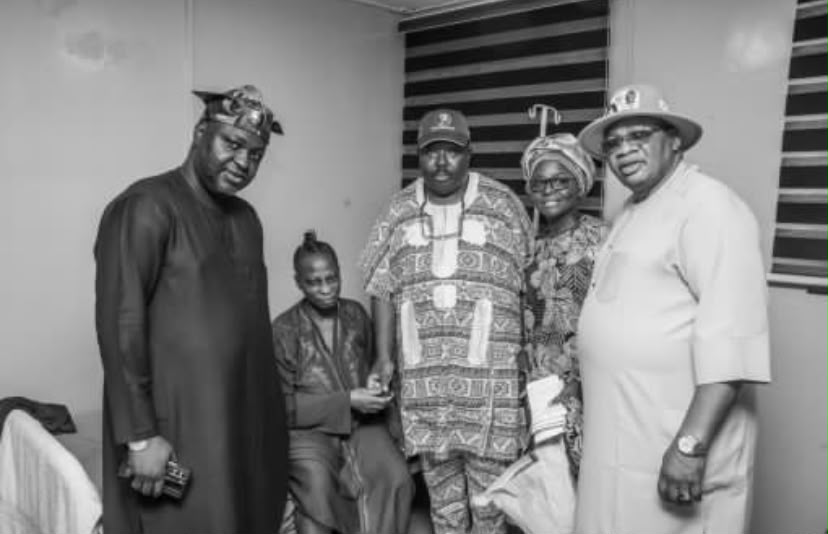 APC Candidate Gifts Car to Rescued Principal