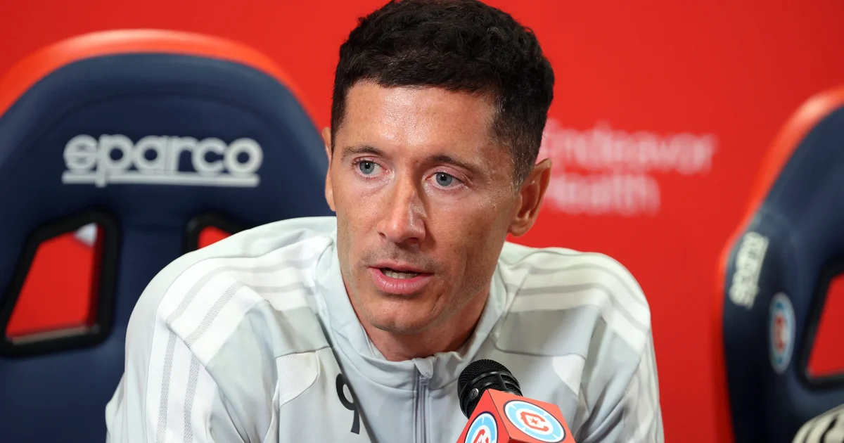 Lewandowski's First MLS Game Delayed Due to Smoke Issues
