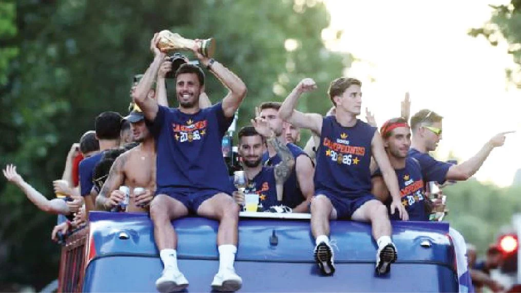 Spain celebrates World Cup win with huge parade