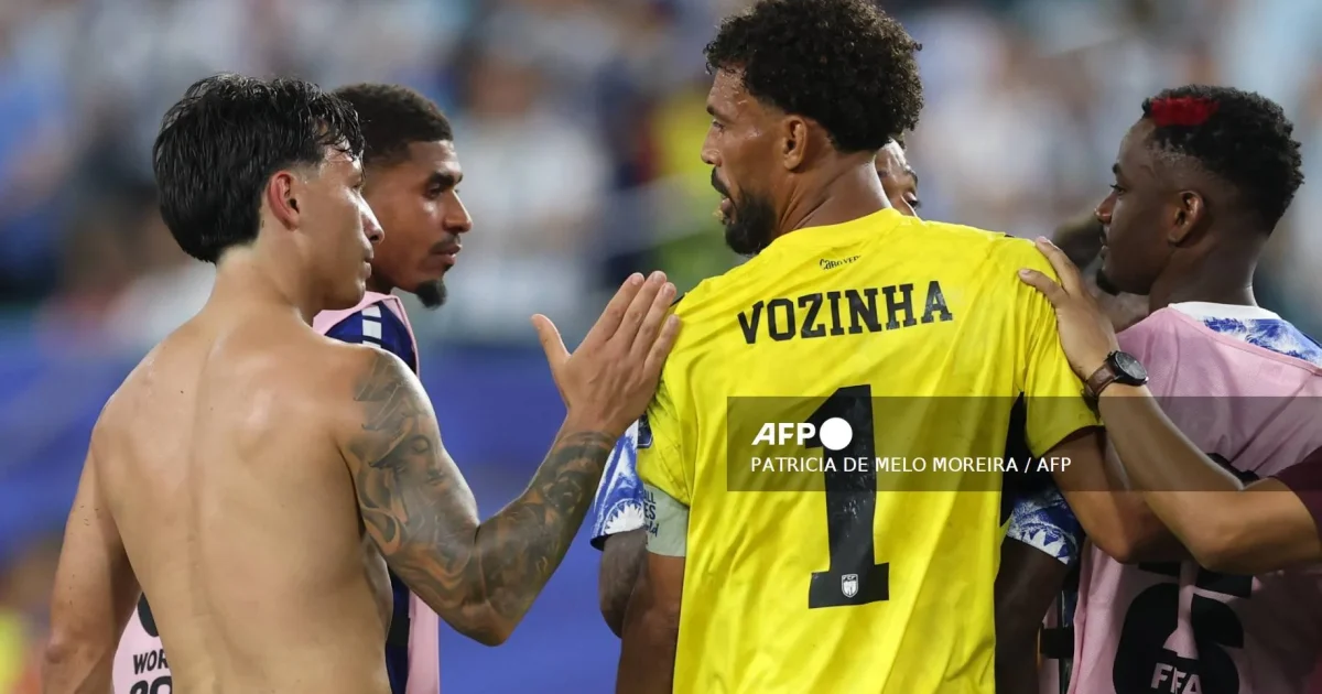Martinez defends Argentina after World Cup backlash