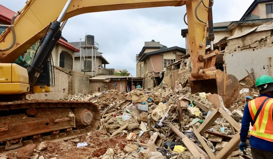 Death toll from Ogun building collapse reaches three