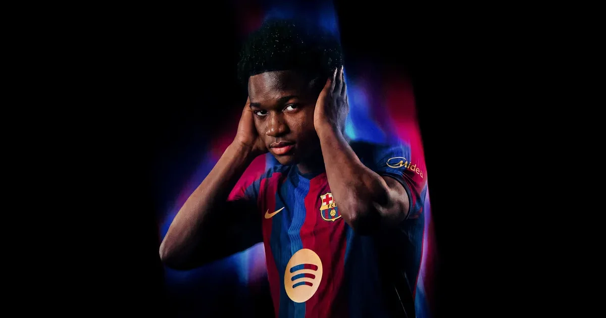 Barcelona signs young winger Bisiwu from Club Brugge for $10 million