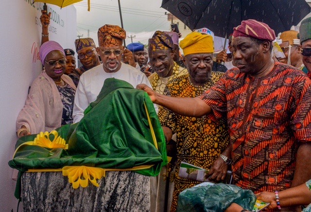 Governor Abiodun reveals arrest of four more kidnappers, opens new road