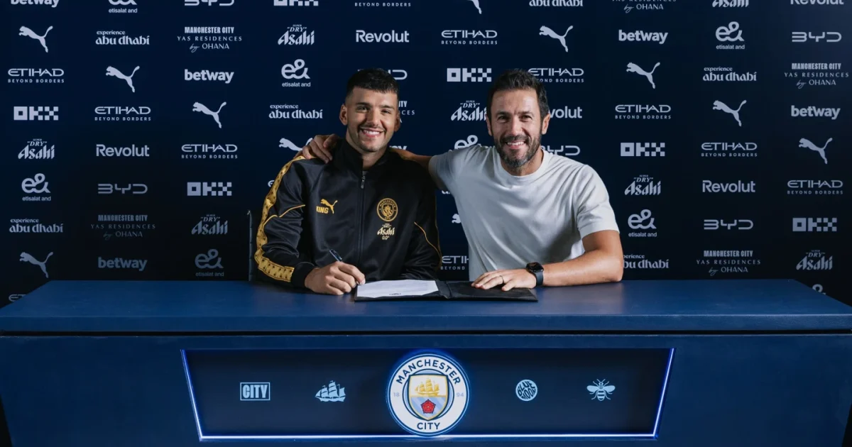 Man City signs Argentina goalkeeper Rulli from Marseille