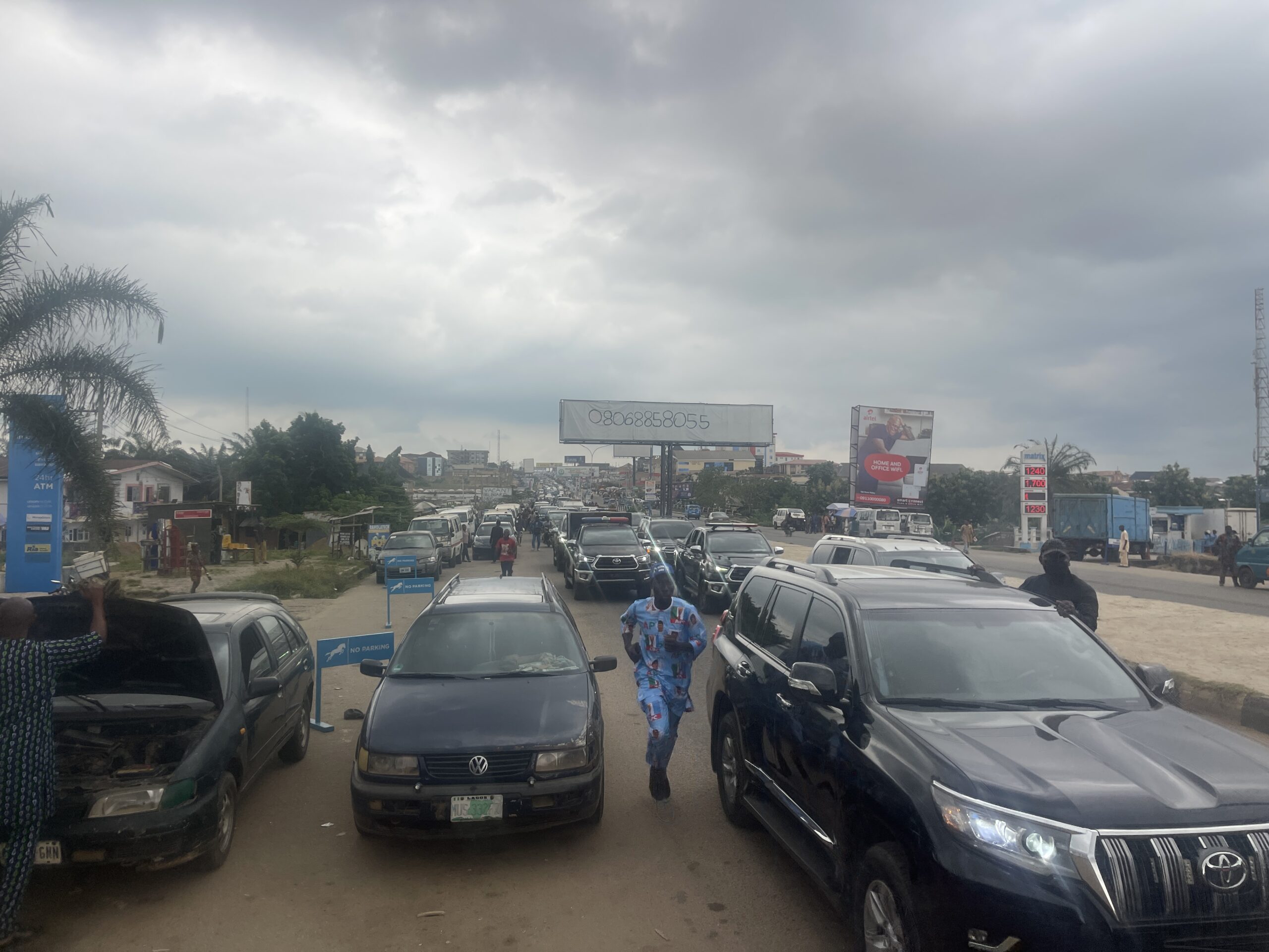 APC's Oyebamiji Arrives in Osogbo for Final Campaign Before Election