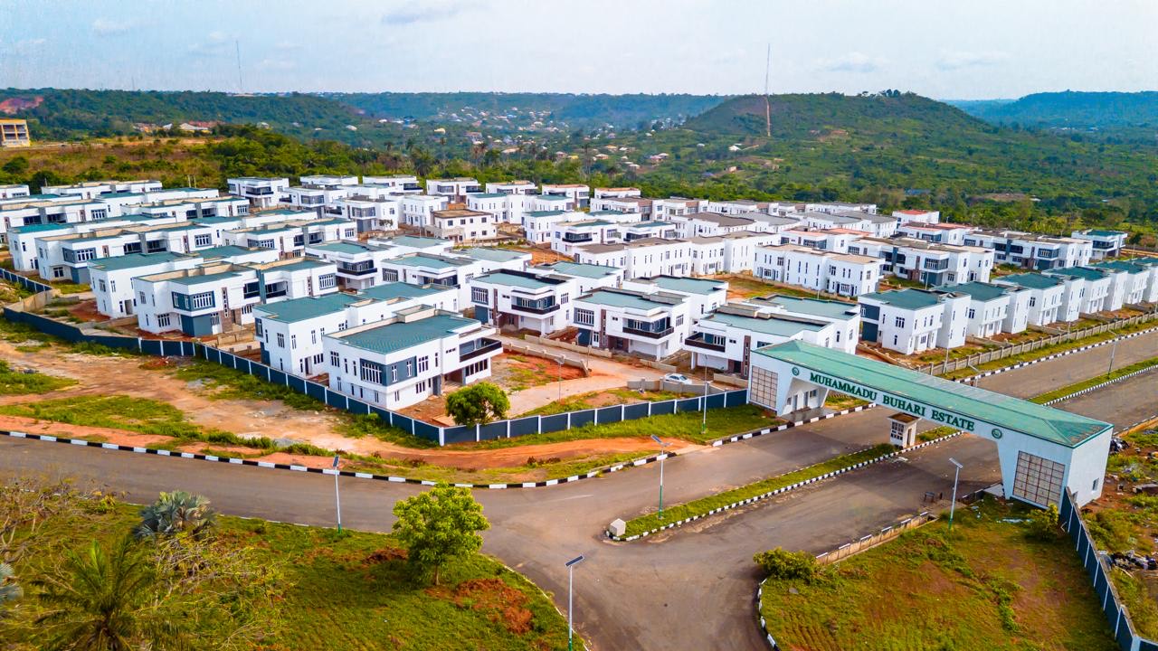 Abiodun saves Buhari Estate in Abeokuta, delivers 108 homes