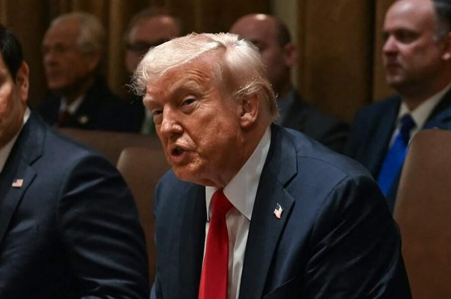 Trump says he wants to declare Strait of Hormuz US territory