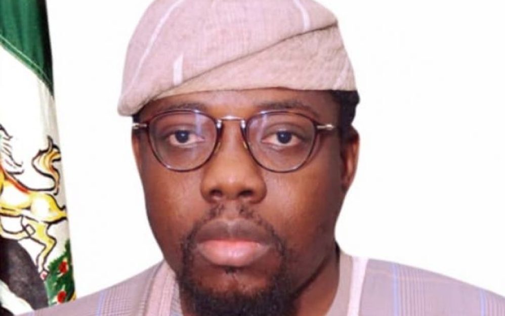 Police Deny Speaker's Claim of Attack, Arrest 300 at Politician's Home