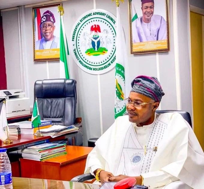 Disagreements Delay House Committee Report on Fake Agency