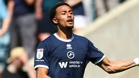 Millwall worried about Azeez's hamstring injury