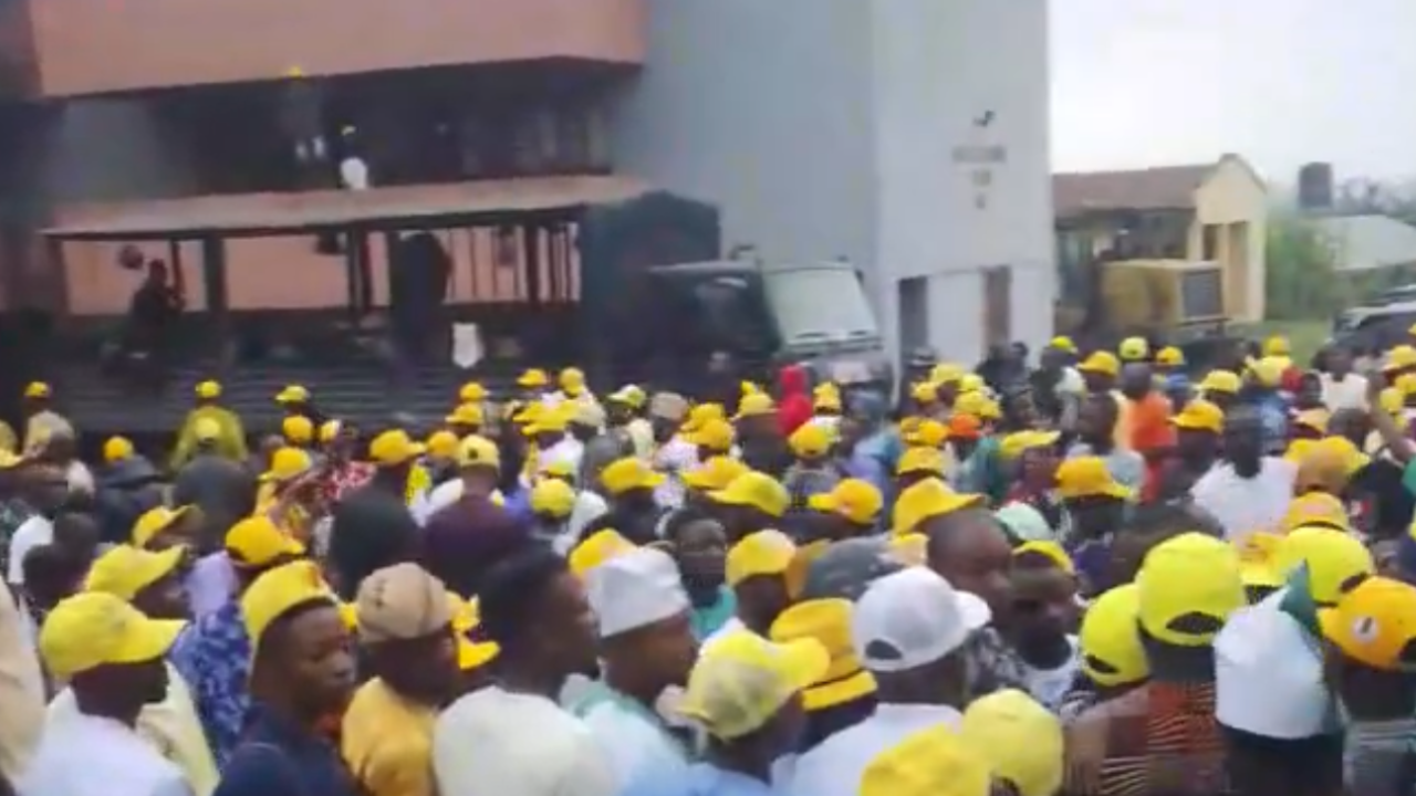 Local Government Chairman Attempts to Take Over Secretariat After Adeleke's Win