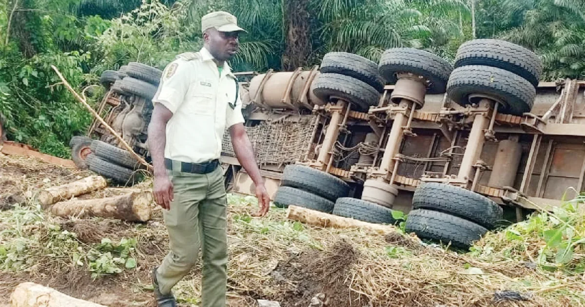 One dead, another hurt in truck crash on Benin-Ore Expressway
