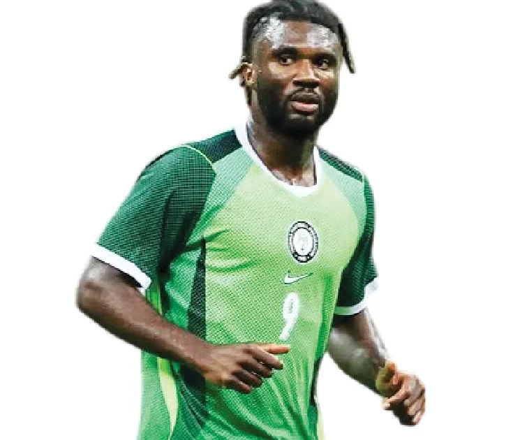 Moffi starts training with Hamburg as club praises Nigerian star
