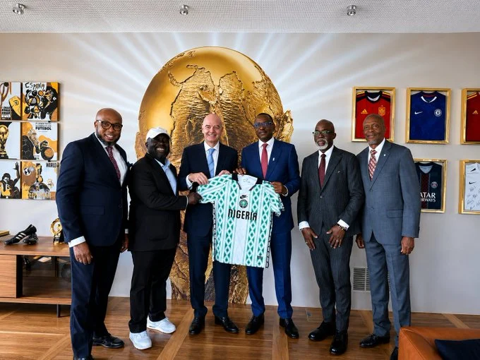 NFF Refutes FIFA Claims as Nigerian Team Meets Infantino