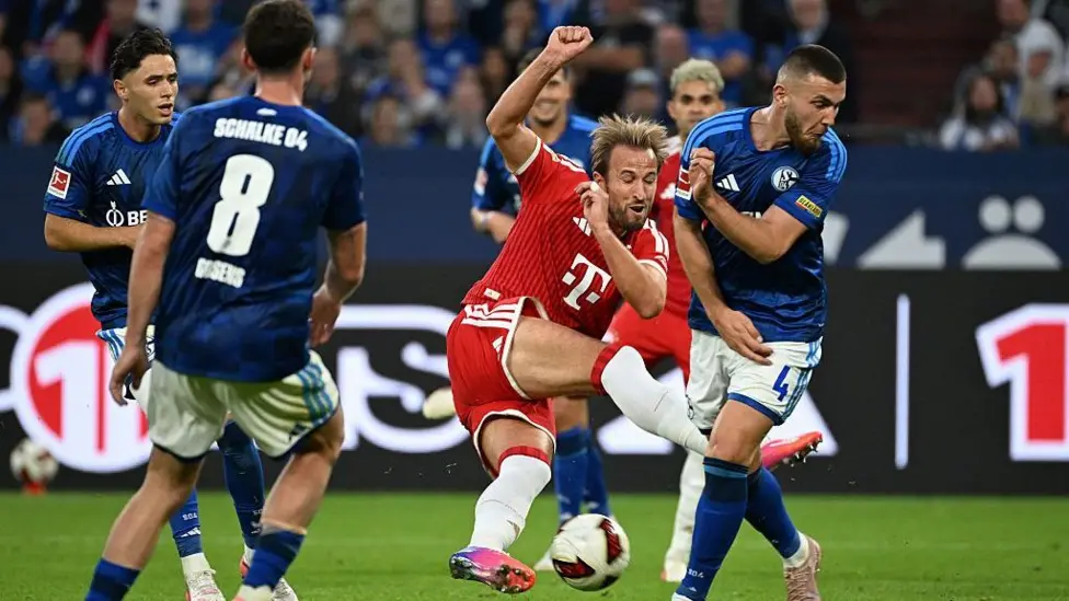 Bayern Munich's Scoring Streak Ends in Draw with Schalke