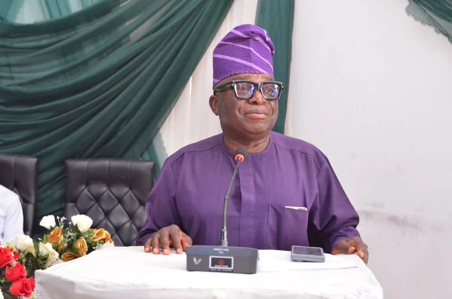 Former Senator Calls for Honest Elections to Boost Democracy