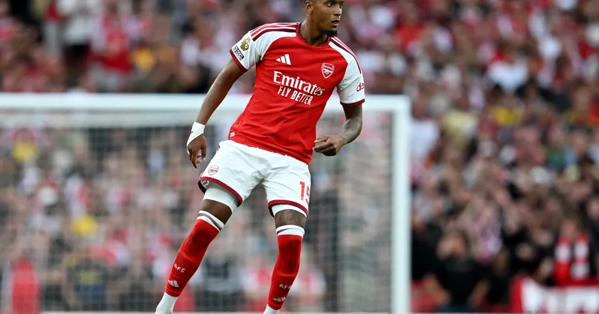 Konsa praises fans and teammates after strong debut for Arsenal against Chelsea