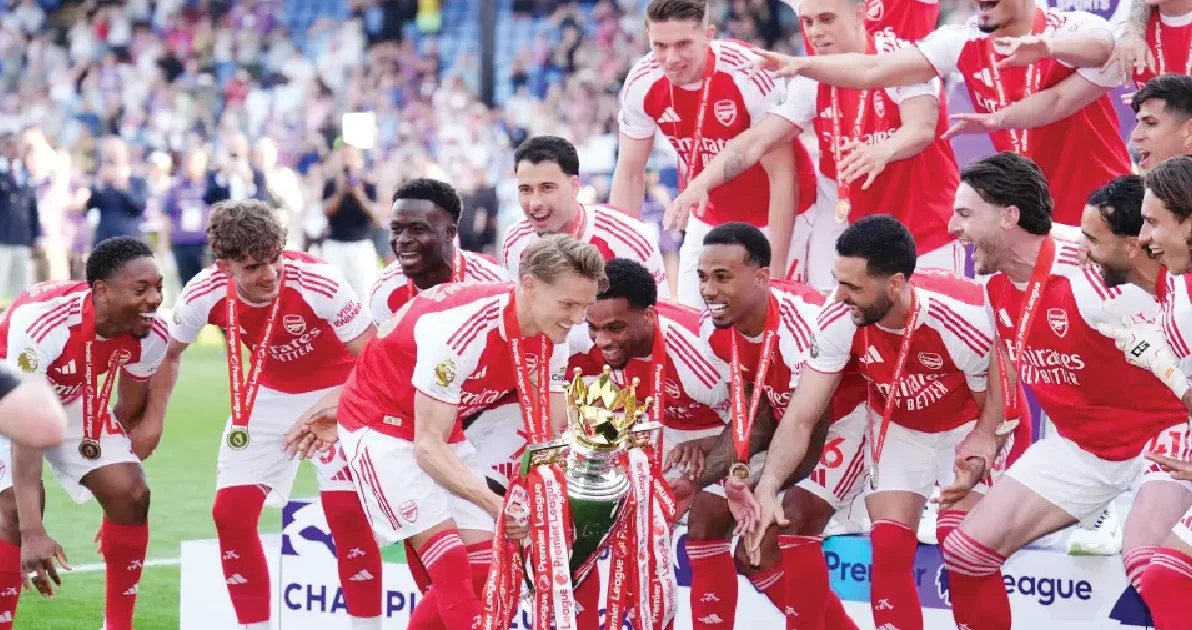 Arsenal fans hope for back-to-back EPL titles
