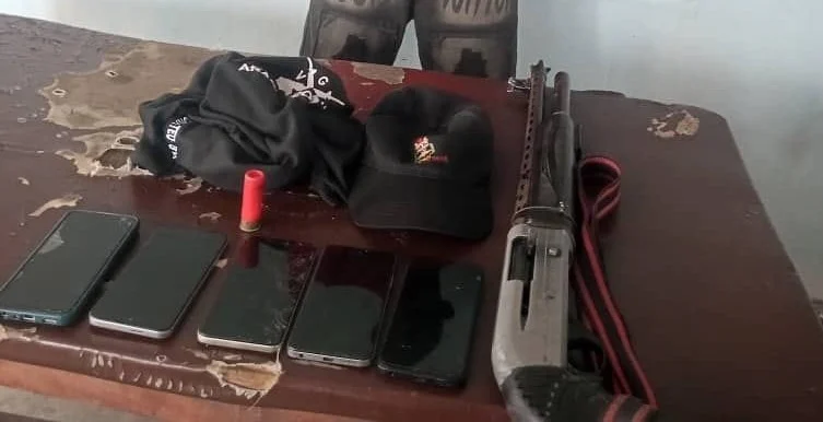 Police nab 16 suspects in Delta, seize guns and stolen car
