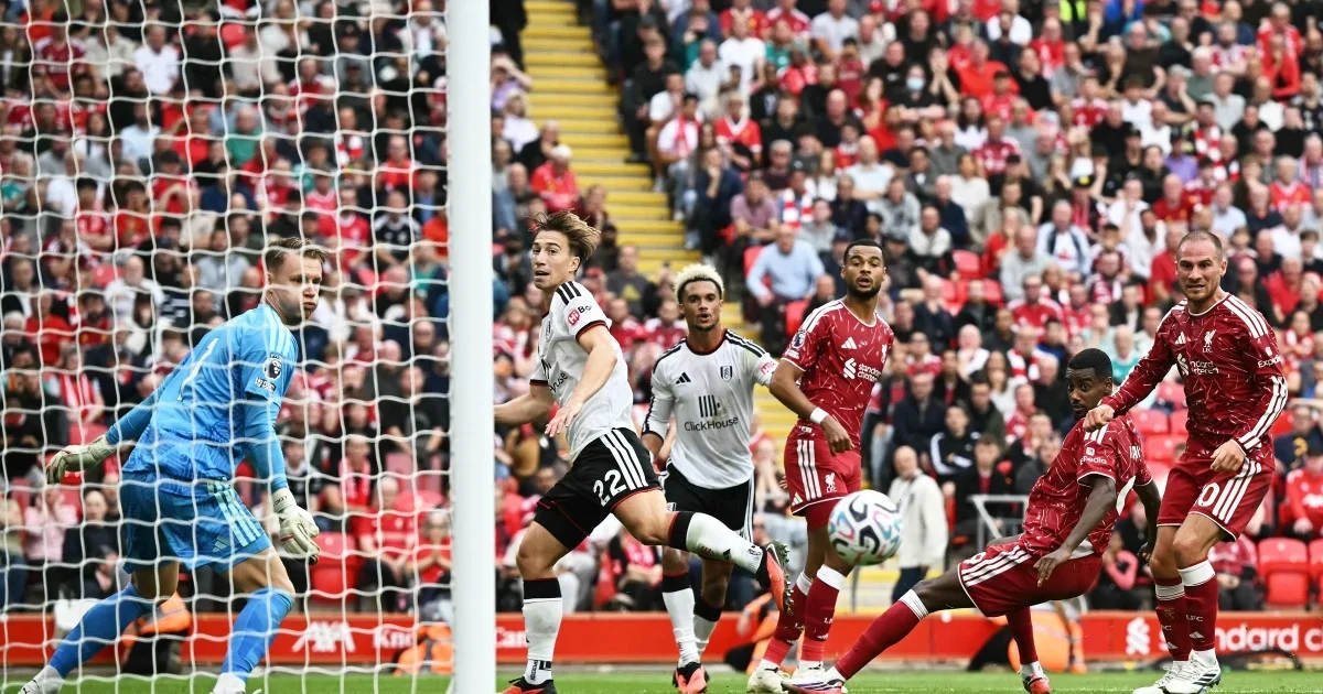 Liverpool and Fulham Share Points in Goalless Stalemate