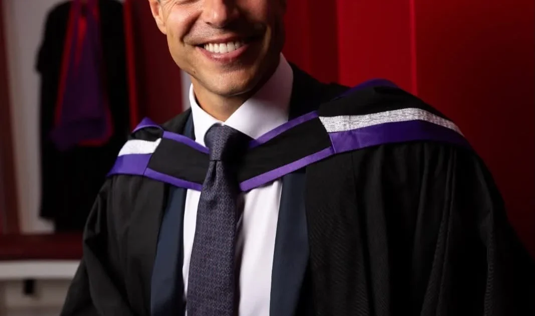 César Azpilicueta Graduates in Football Management