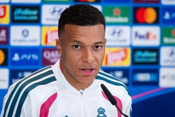 Mbappe and Vinicius Face Backlash for Ignoring Ceuta Support Message on Shirt