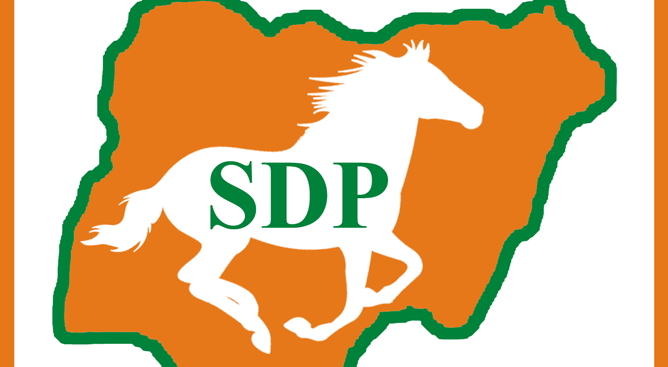 Six supporters die in road accident