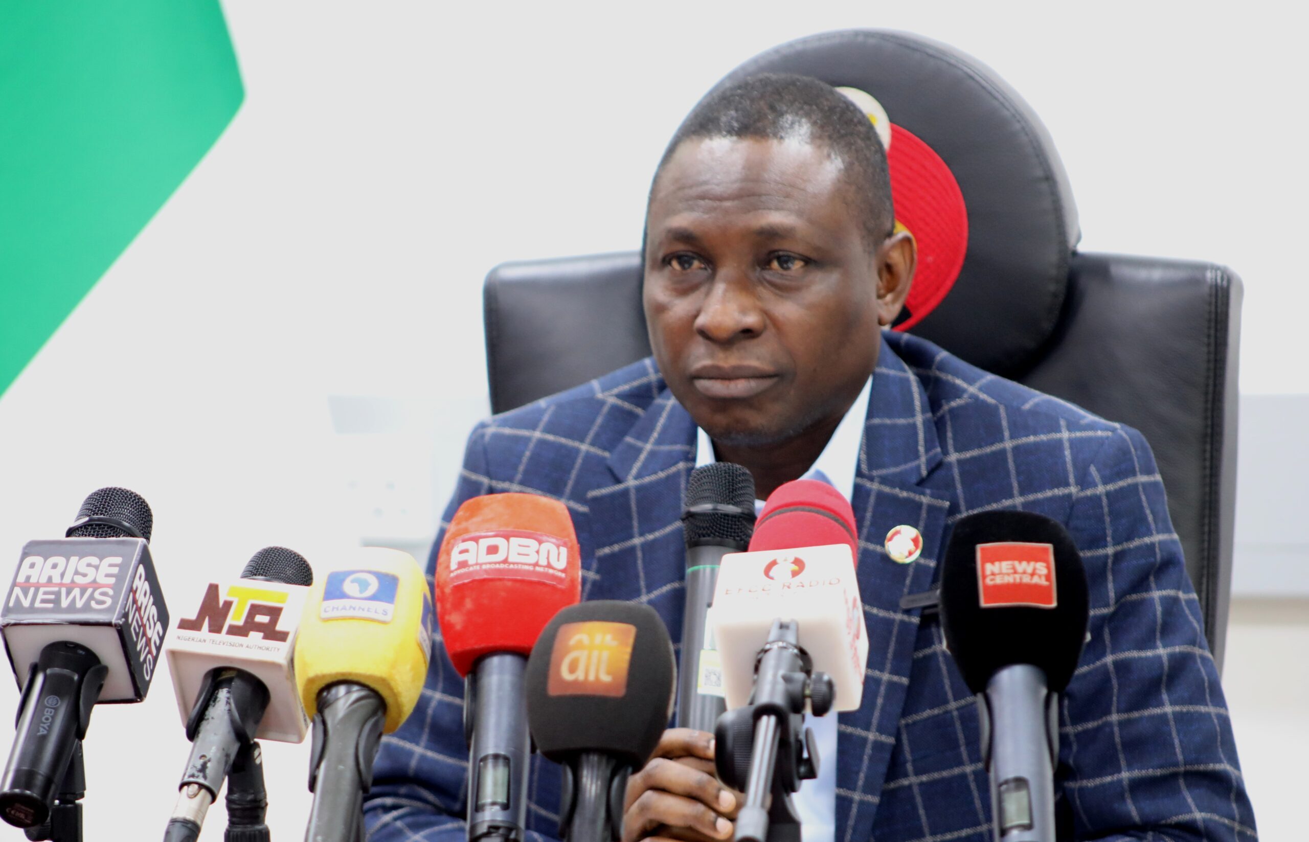 EFCC recovers N140 million from loan scam