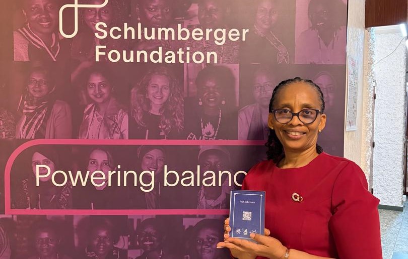 Nigerian Scientist Wins Prestigious Prize for Research Initiative