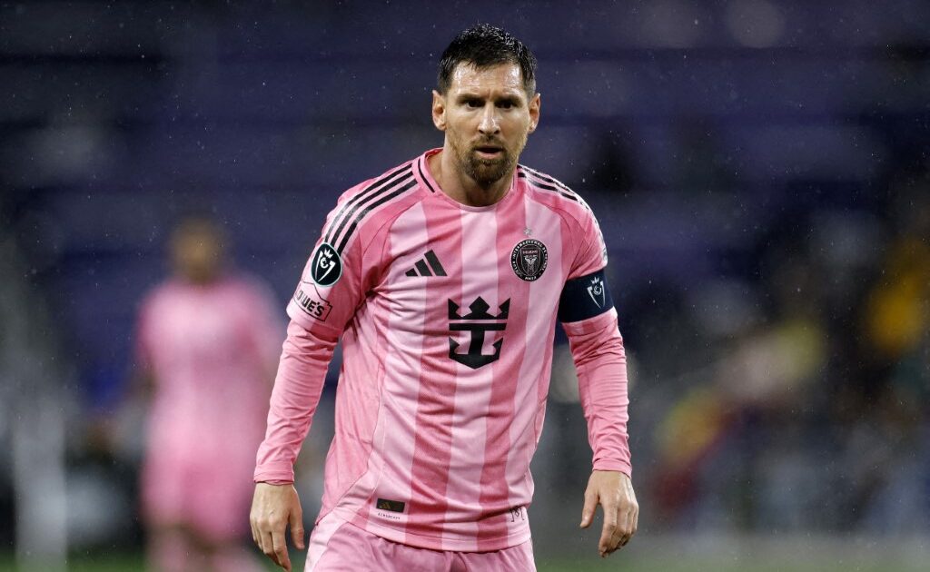 Messi Jumps to Second on All-Time Free-Kick Scorers List, Ronaldo in Ninth Place