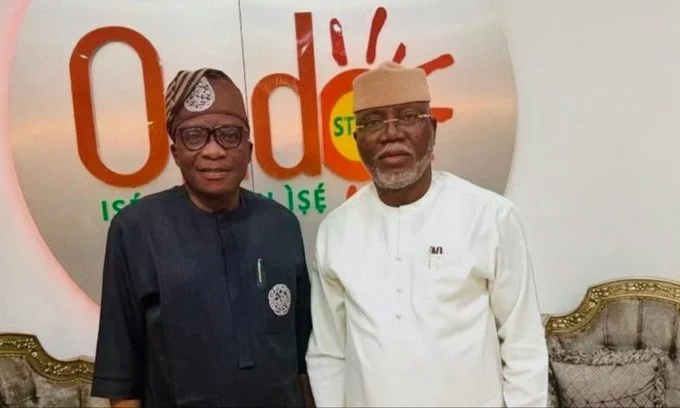 Sola Ebiseni Leaves Labour Party, Joins APC
