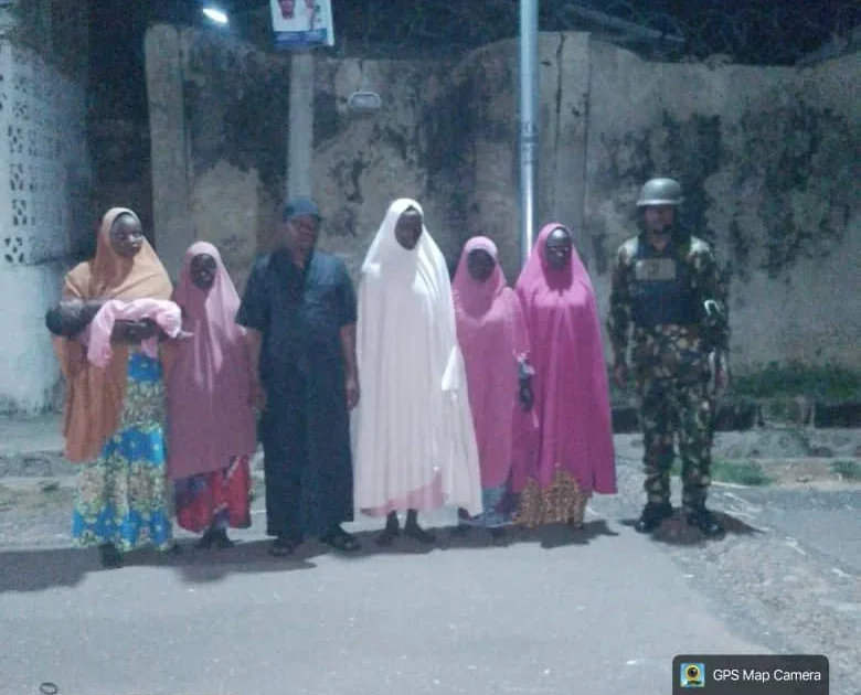 Soldiers save mother and baby in Katsina