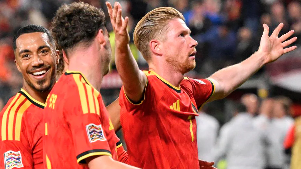 De Bruyne shines as Belgium beats Türkiye, Lewandowski scores hat-trick against Romania