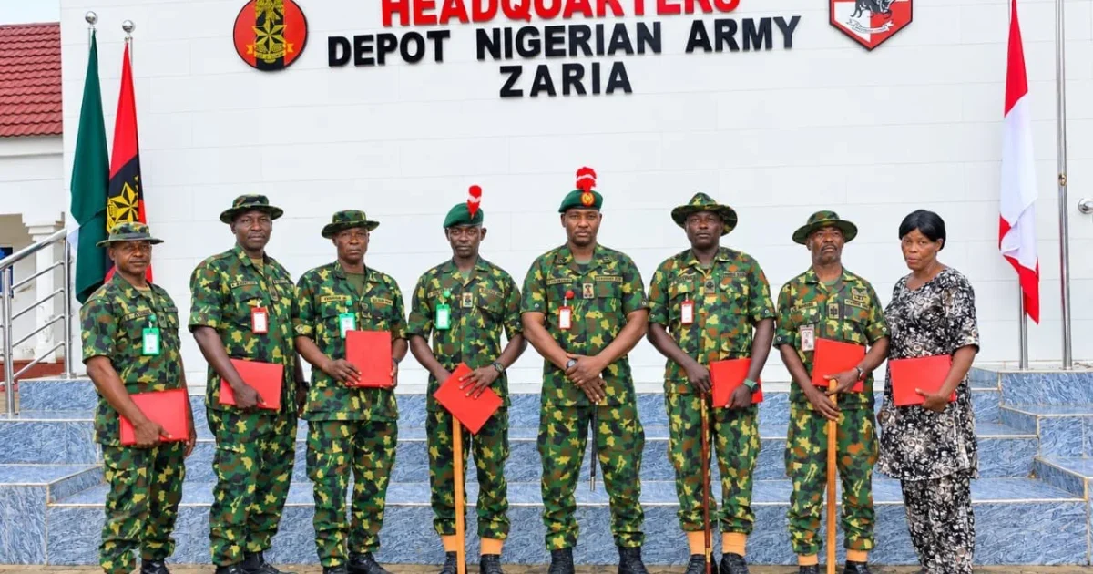Nigerian Army bids farewell to senior officers leaving service