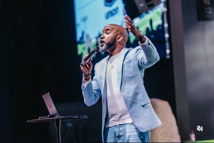 Banky W becomes a pastor in the US