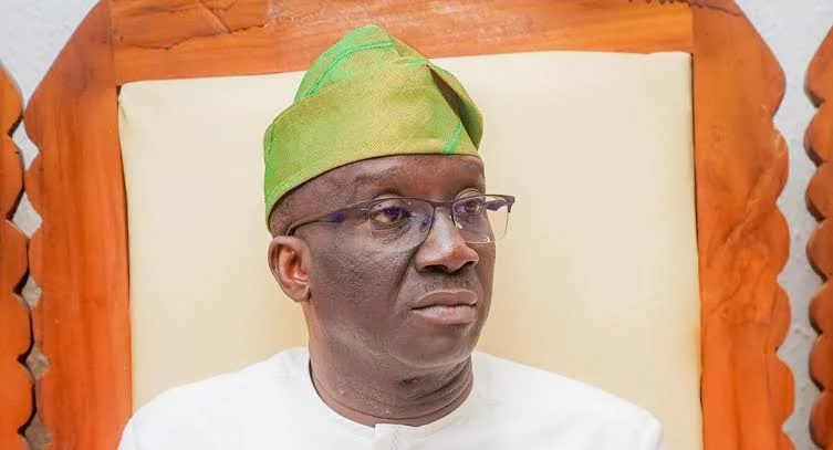Fire Guts Seven Shops in Benin City