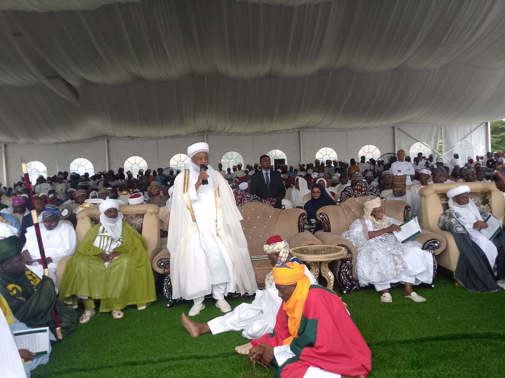 Sultan advises youths to shun violence and embrace peace