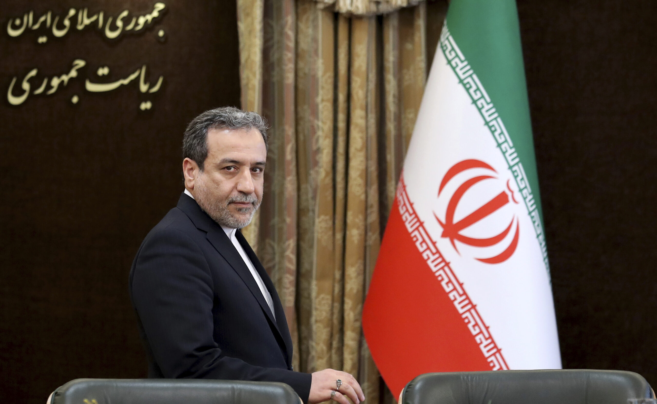 Iran Calls on Saudi Arabia for Peace Talks with Houthis