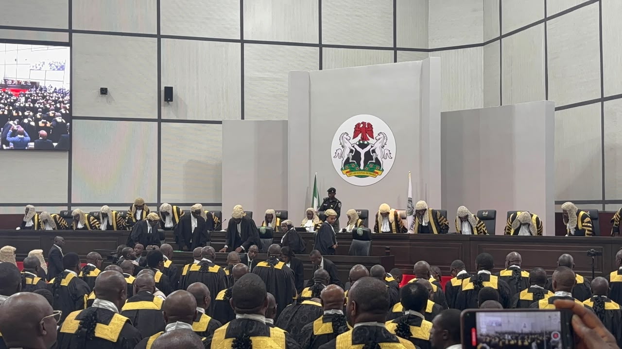 Top Lawyers Urged to Maintain Ethics and Public Trust