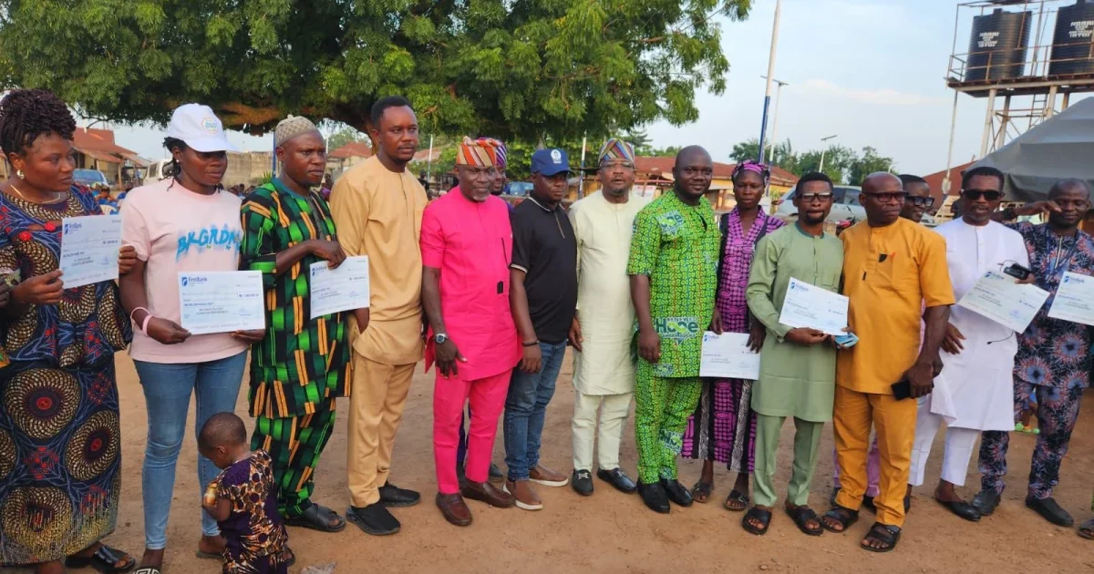 Tinubu support group members receive N10m in Ondo