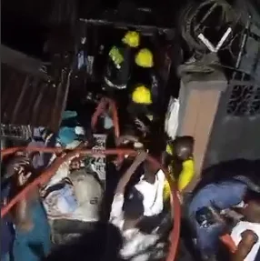 Fire engulfs bungalow in Lagos, one man injured