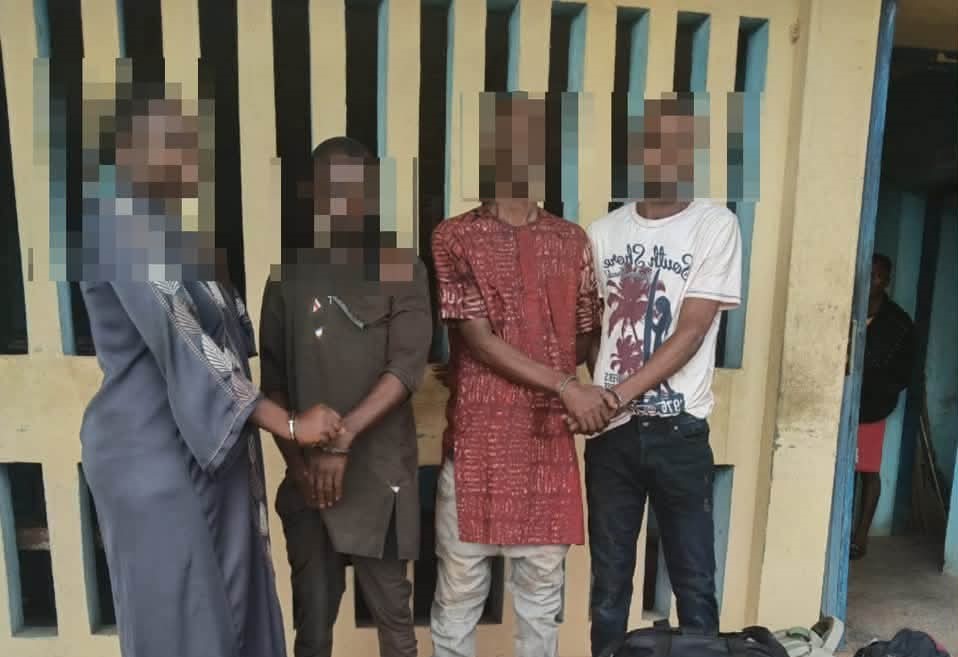 Police nab four suspected robbers after woman falls from moving vehicle