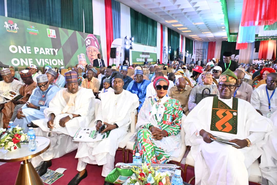Tinubu Launches APC Campaign Council, Promises Governance Continues